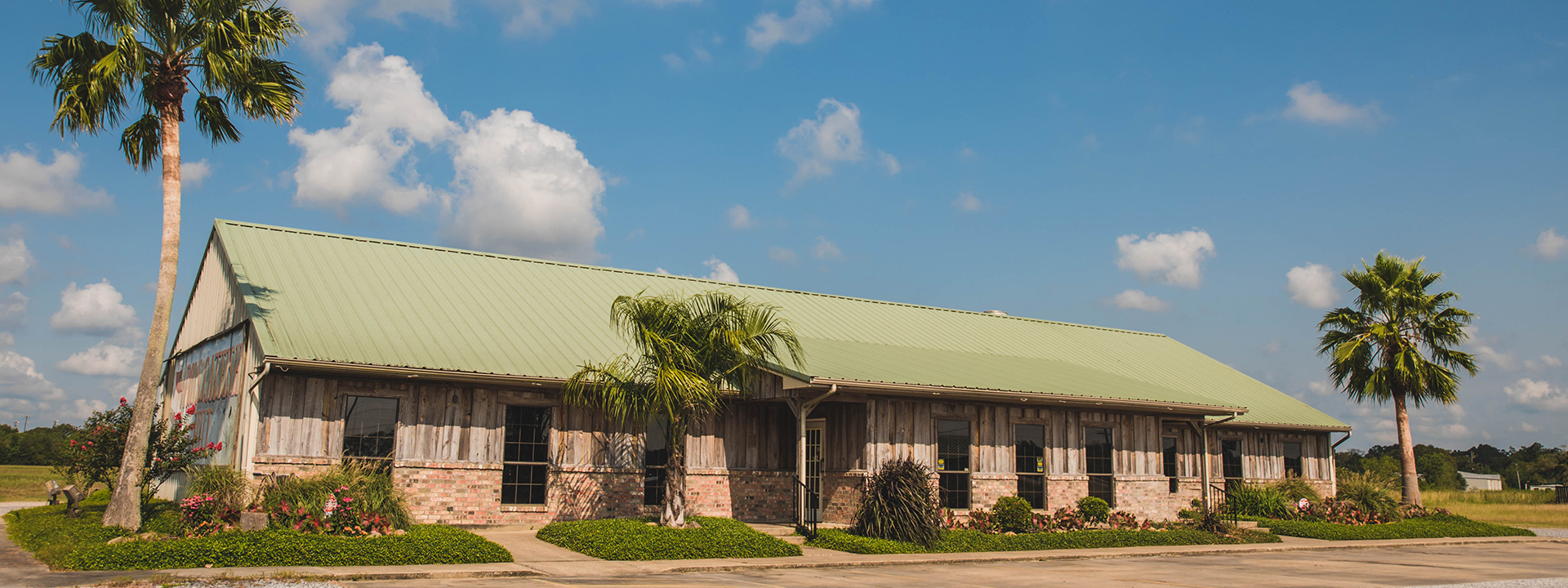 Roy's Catfish Hut Restaurant Building
